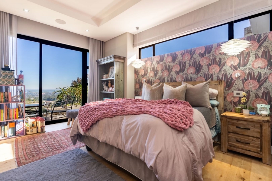 4 Bedroom Property for Sale in Baronetcy Estate Western Cape